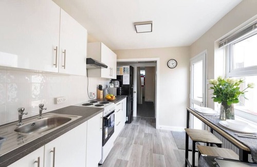 Patchway Apartment | Ideal Hotel for Business Travelers and Relocation Needs