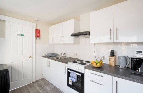 Patchway Apartment | Ideal Hotel for Business Travelers and Relocation Needs