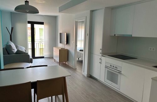 Alicante Apartment | Modern Studio with Pool and Ocean View in Alicante