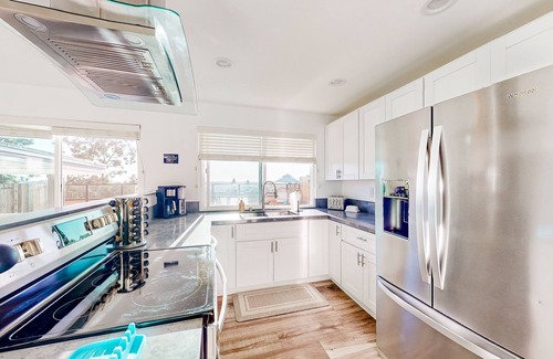 Del Cerro House | Serene Oasis with Saltwater Pool and Dog-Friendly Amenities