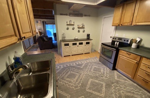 Wauconda Cabin | Ideal Outdoor Retreat Near Lakes with Family-Friendly Amenities