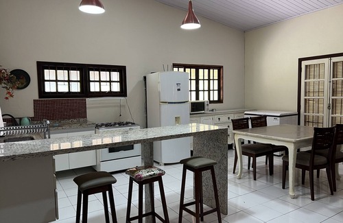Parque Santa Tereza House | Ideal Family Retreat with Pool and Pet-Friendly Comfort