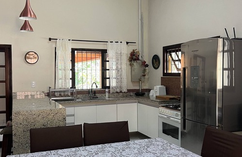 Parque Santa Tereza House | Ideal Family Retreat with Pool and Pet-Friendly Comfort