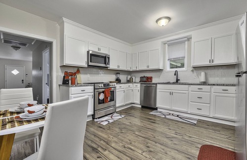 Birmingham House | Ideal Private Birmingham Getaway Steps from Downtown
