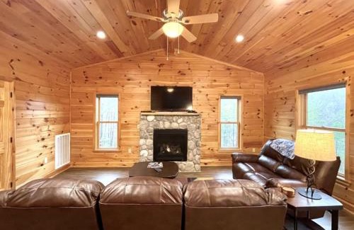 Tellico Plains House | Ideal Getaway for Fishing, Hiking, and Relaxation