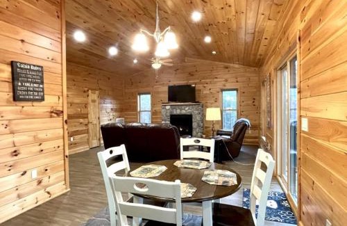 Tellico Plains House | Ideal Getaway for Fishing, Hiking, and Relaxation