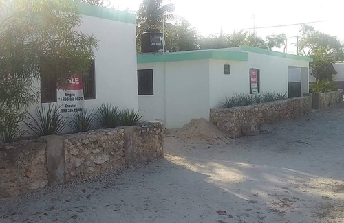 San Crisanto Apartment | Ideal Escape at Octopus 2 Bedroom House, Steps from the Beach