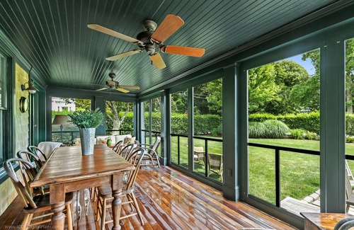 Fifth Ward House | Idyllic Summer Retreat with Ocean View in Newport