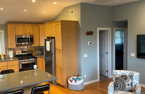 Flanders House | Idyllic Beach Community with Breathtaking Water Views