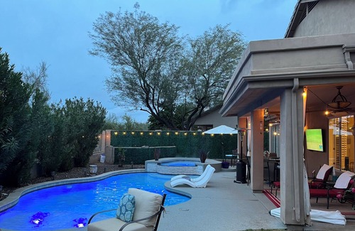 Tatum Ridge House | Conveniently Located North Phoenix Home Near Major Events
