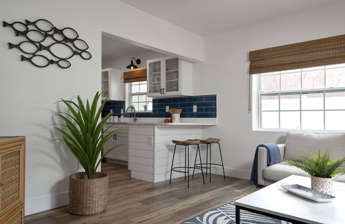 Dunedin Cottage | Discover Palms Cottage Dunedin: Oceanfront Bliss Awaits