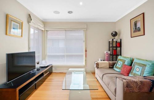 Ringwood House | Perfectly Located Townhouse in heart of Ringwood