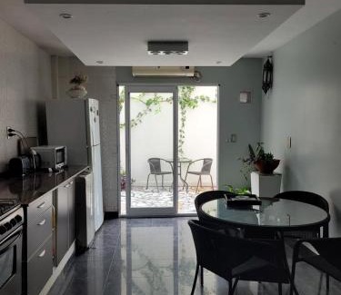 Santiago del Estero Apartment | Child-Friendly Retreat with Hot Tub at Perfecto Espacio