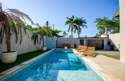 Balneario Praia do Pernambuco House | Idyllic Getaway Just 250m from Pernambuco Beach