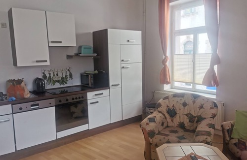 Radebeul Apartment | Ideal Location by Our Beautiful Village Square Near the Elbe