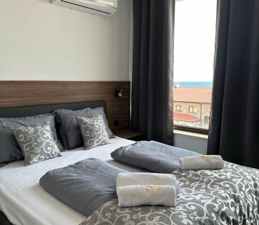 Yurta Apartment | Idyllic Oceanfront Retreat in Sveti Vlas – 4-Star Stay
