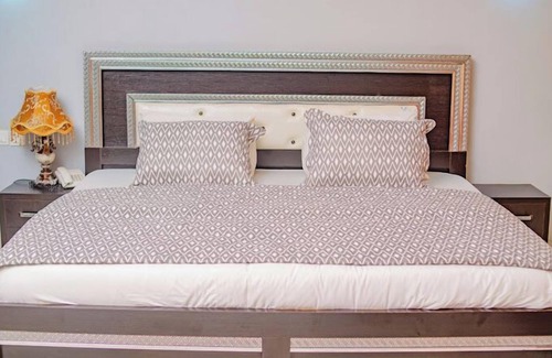 Ikotun Hotel | Peridot Hotel and Suites