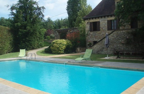 Plazac House | Idyllic Perigourdine Stone House with Private Pool & Views