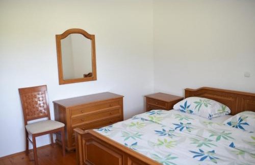 Canton 10 Apartment | Family-Friendly Stay at Perisa with Perfect Guest Ratings