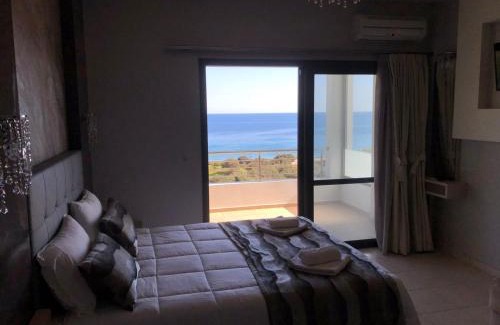 Fragkokastello Apartment | Oceanfront Peristeres Apartments with Breakfast & Stunning Views