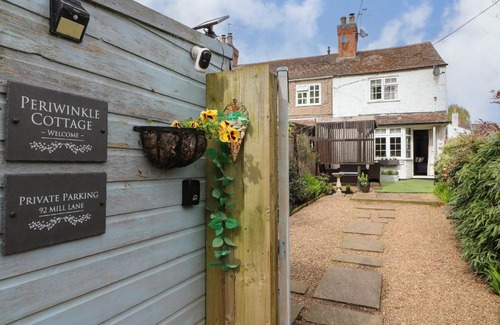 Barrow Upon Soar House | Pet-Friendly Periwinkle Cottage: 4-Star Comfort Awaits