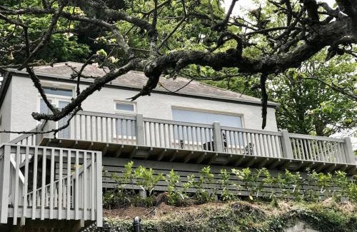 Youghal House | PERIWINKLE COTTAGE, with the most amazing sea view