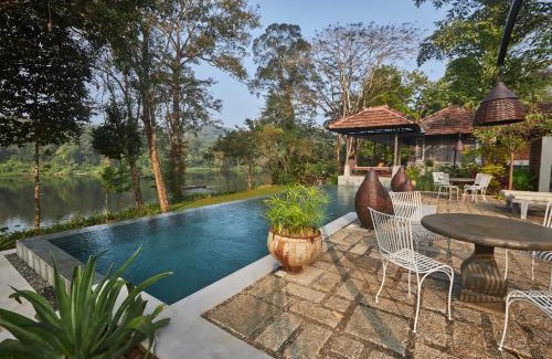 Devikolam Villa | Discover Periyar River Lodge: Family-Friendly with Pool