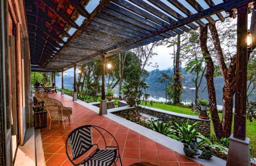 Devikolam Villa | Discover Periyar River Lodge: Family-Friendly with Pool