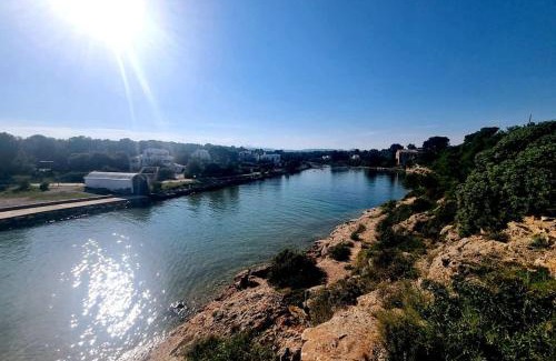 Roques Daurades Apartment | Oceanfront Apartment in Rocas Doradas - Guest Rated 8.9