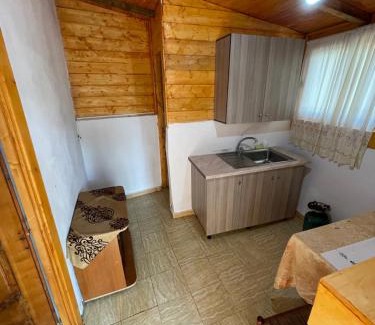 Ardenice Apartment | Perla Restorant Divjakë