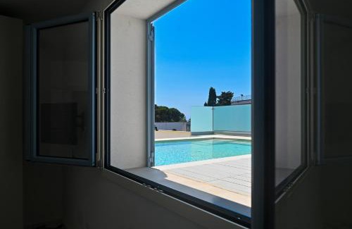 Castro Marina House | Cozy Perle Marine Suite Apartments with Oceanfront Views