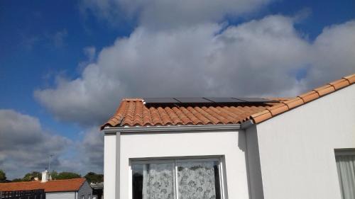 Saint-Michel-Chef-Chef Apartment | Positive Energy Hotel with Ocean Views and 8.4/10 Rating