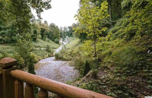 Sevierville House | Romantic Getaway: Private Honeymoon Cabin with Hot Tub
