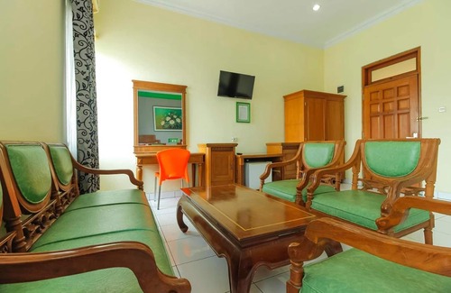 North Cirebon Hotel | Family-Friendly Stays at Permata Hijau Hotel