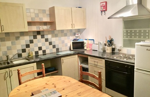 St. Agnes House | Perranporth Bungalow: Guest Rated 9.8 with Pool & Spa