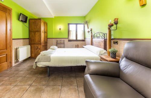 Olaskoegia Apartment | Romantic Retreat at Perratzu Landarbide for Couples