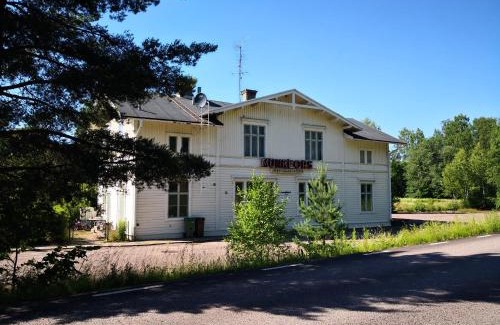 Munkfors Apartment | Enjoy Family-Friendly Comfort at Perrongen Guesthouse