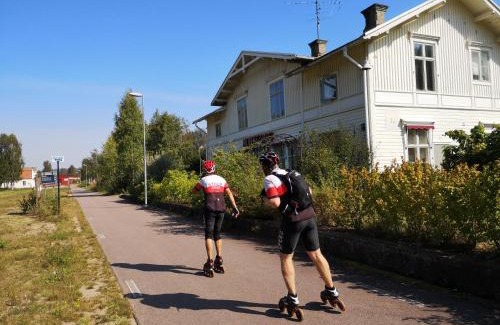Munkfors Apartment | Enjoy Family-Friendly Comfort at Perrongen Guesthouse