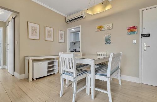 Balneario Cidade Atlantica Apartment | Perto da praia - Ar Condicionado - Garagem - 3 Qts