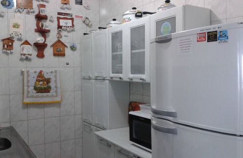 Litoral Sul de Sao Paulo Apartment | Peruíbe Getaway: Guest Rated 10/10 with Essential Amenities