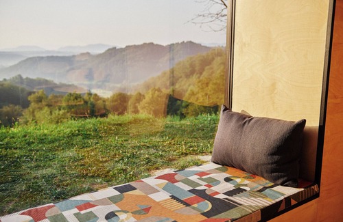 Olimje Cottage | Perunika, modern cottage on Tri Vile estate with an amazing view
