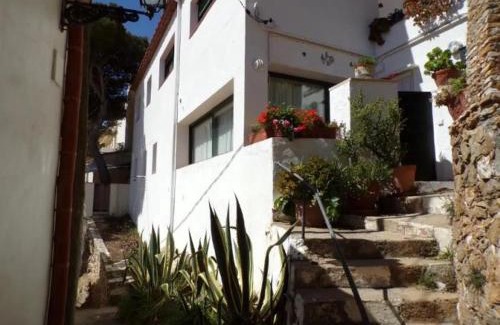 Sa Tuna House | Discover Family-Friendly Comfort at Pescadors Hotel