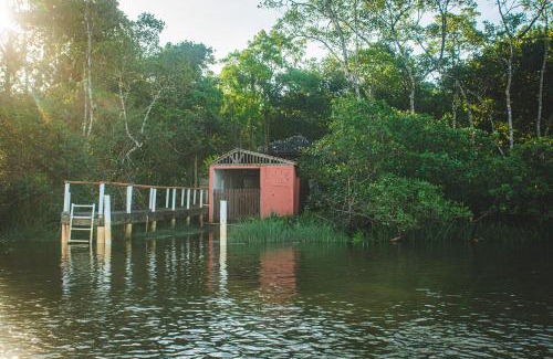 Iguape House | Family-Friendly Belo Rancho: Relax by the River in Iguape