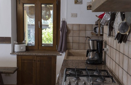 Mombaroccio House | Spacious Pescatore Home for 12 with Private Pool & More