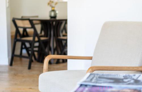 Linden-Nord Apartment | Pet-Friendly Retreat at Pestahome with High Guest Ratings