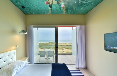 Torralta Hotel | Elegant Pestana Alvor South Beach with Spa & Pool Access