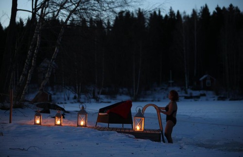 Tyrvanto Hotel | Relax at Petäys Resort: Beachfront Getaway with Hot Tub