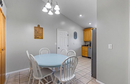 Layton Apartment | Ideal Pet Friendly Retreat by Hill AFB & Hospitals