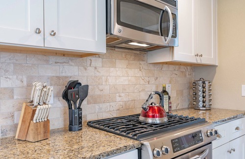 Northeast Carrollton House | Inviting 4/3 Retreat with Game Room and Hot Tub Access