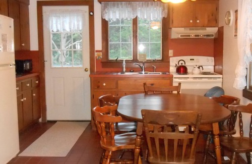 Campground Landing House | Cozy Summer Cottage Near Campground Landing Beach